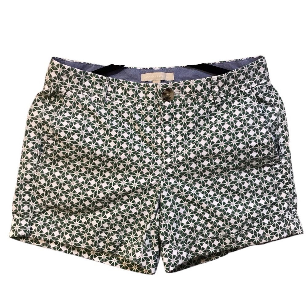 Pre-loved Banana Republic shorts
